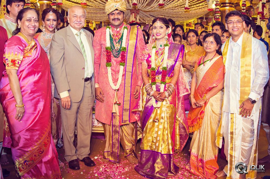 Manchu-Manoj-and-Pranathi-Wedding-Photos
